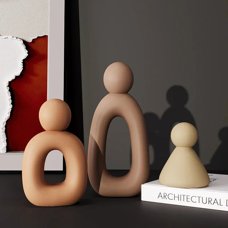 Minimalism Family Statue with neutral tones and modern design.