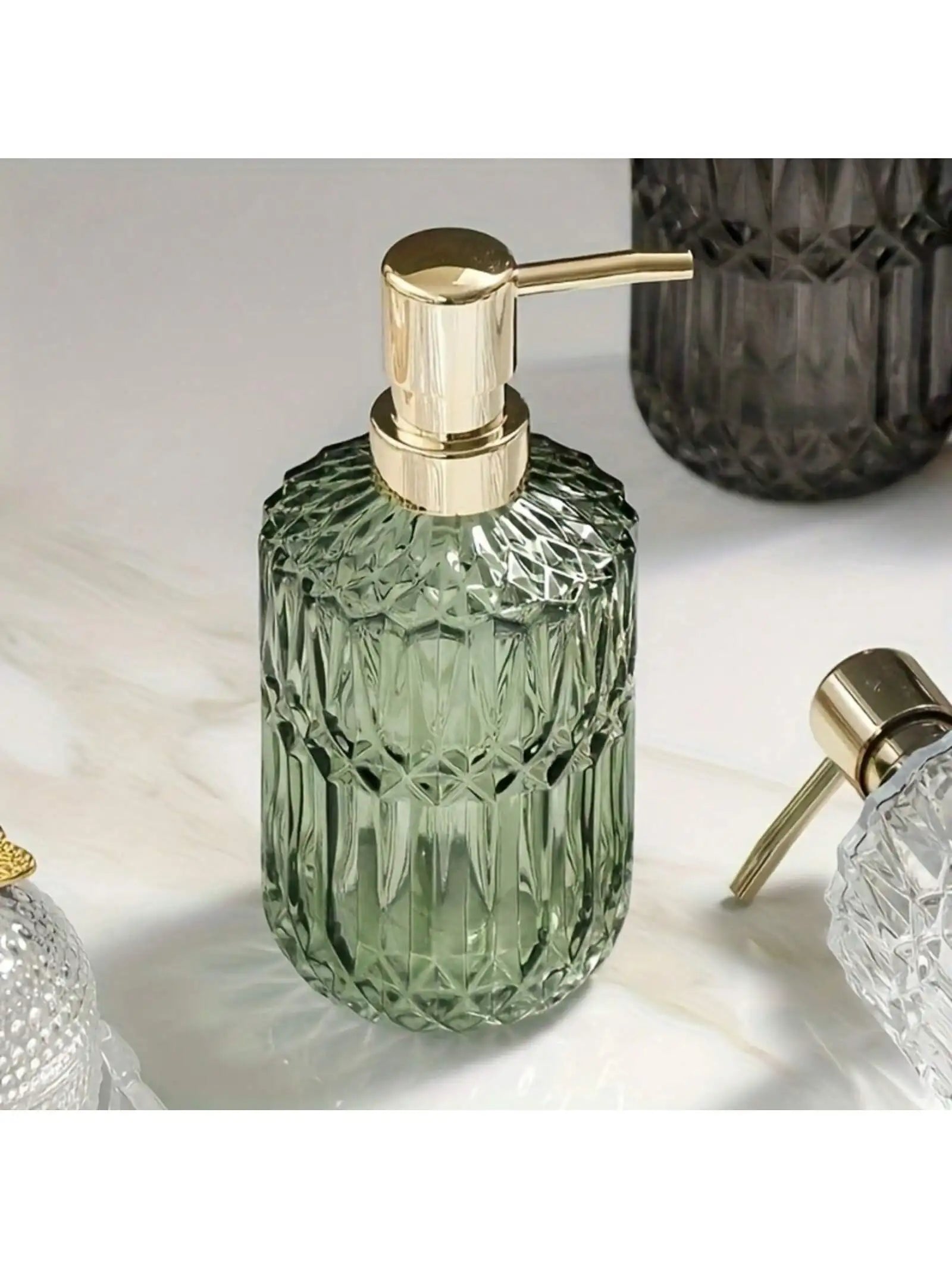 Dina Glass Pump Bottle
