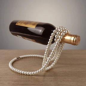 Mia Pearl Necklace Wine Rack