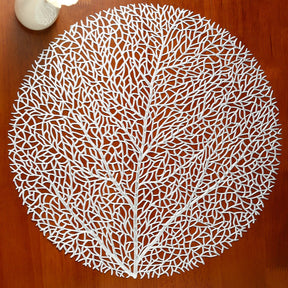 Ollie Placemats set of 4, leaf design, golden PVC, modern table decor.