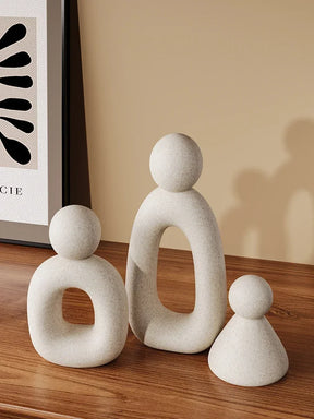 Minimalism Family Statue with neutral colors in a modern design.