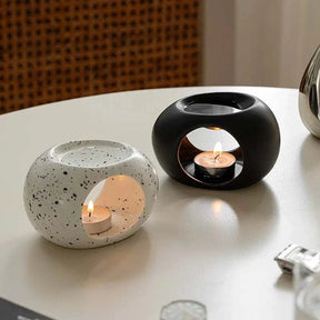 Reis Candle Burner made of durable ceramics, warming essential oils for aromatherapy.