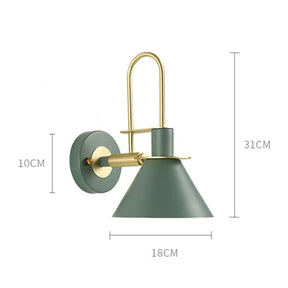 Modern Dexter wall lamp with adjustable arm and sleek design for customizable lighting.