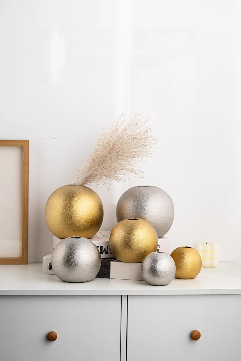 Nuala Ceramic Balls